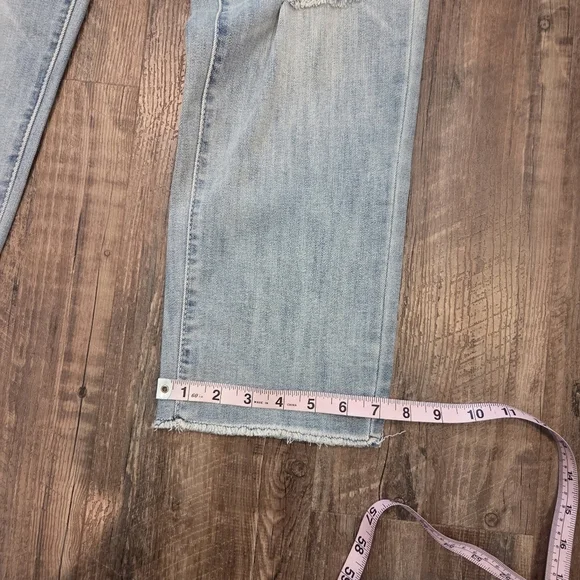 Levi's Signature High Rise Ankle Straight Jeans Size 8 Light Blue Distressed NWT - Picture 11 of 14